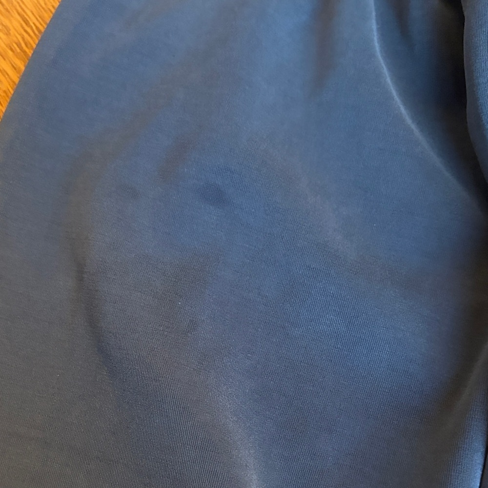 Lululemon Athletica Blue Sweatshirt - Picture 6 of 6